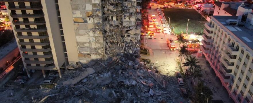 collapse of Champlain Towers, Surfside, Florida